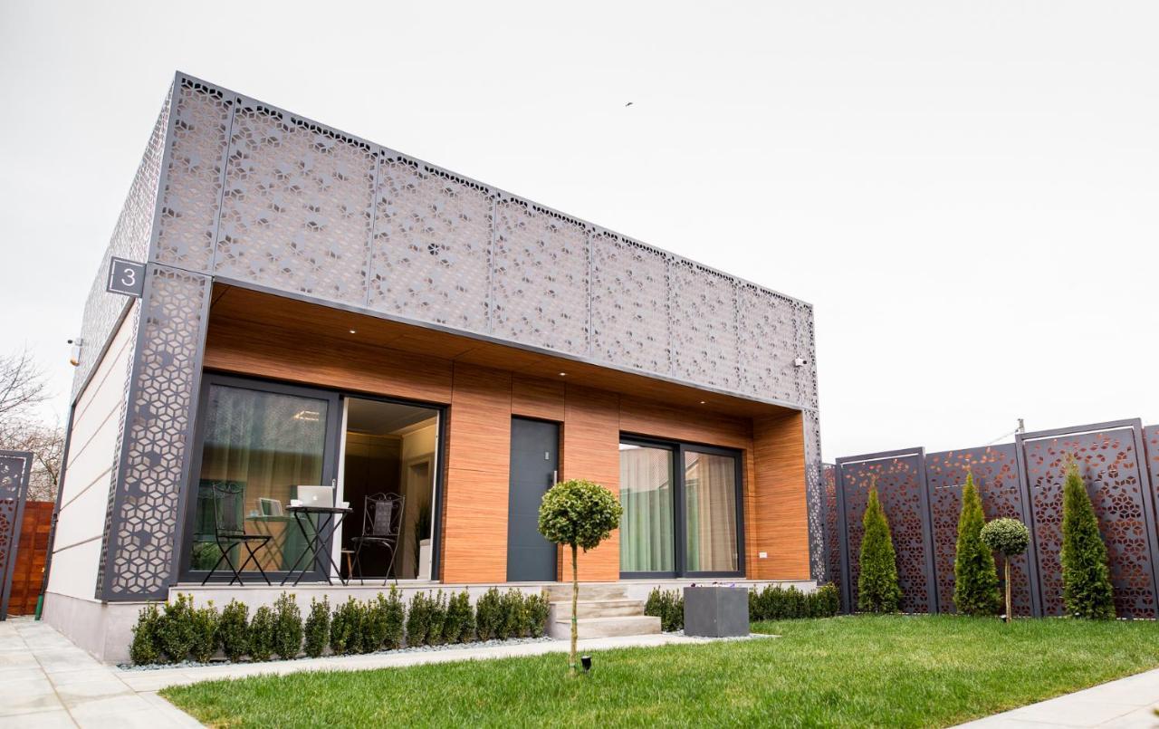 Doublel Studios Bacau Bagian luar foto